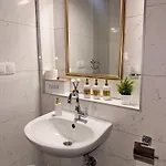 Central Stay Mostar * Μόσταρ