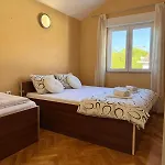 Central Stay Mostar Μόσταρ