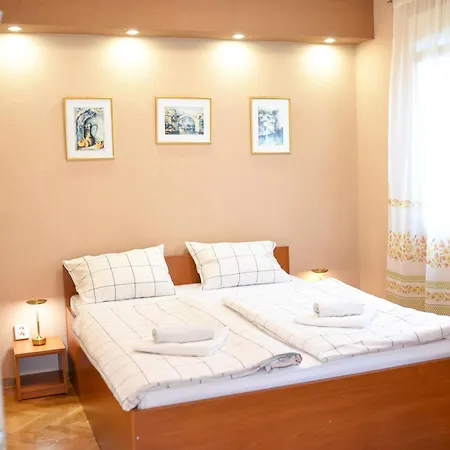 דירה Central Stay Mostar - Apartments & Rooms