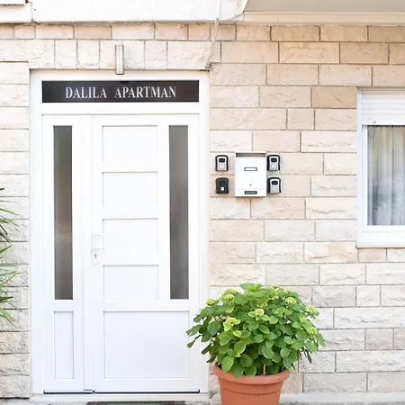 Apartment Dalila *