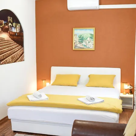 Central Stay Mostar Apartment *
