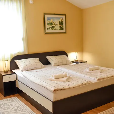 Central Stay Mostar *