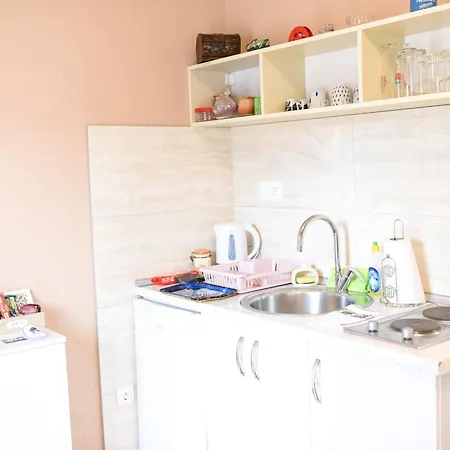 Central Stay Mostar - Apartments & Rooms דירה *
