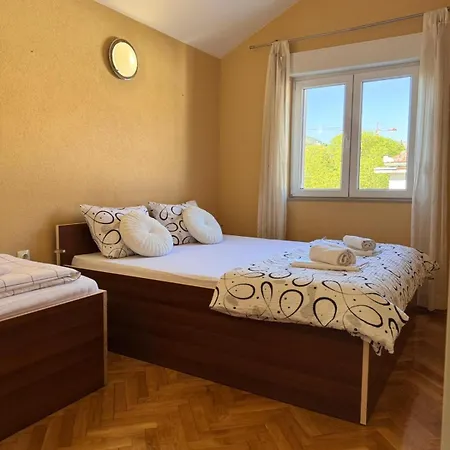 Central Stay Mostar - Apartments & Rooms מוסטר