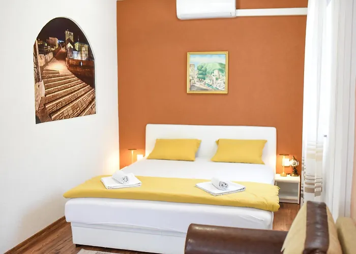 Central Stay Mostar Apartment *