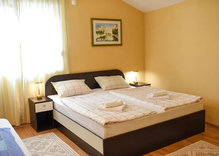 Central Stay Mostar *